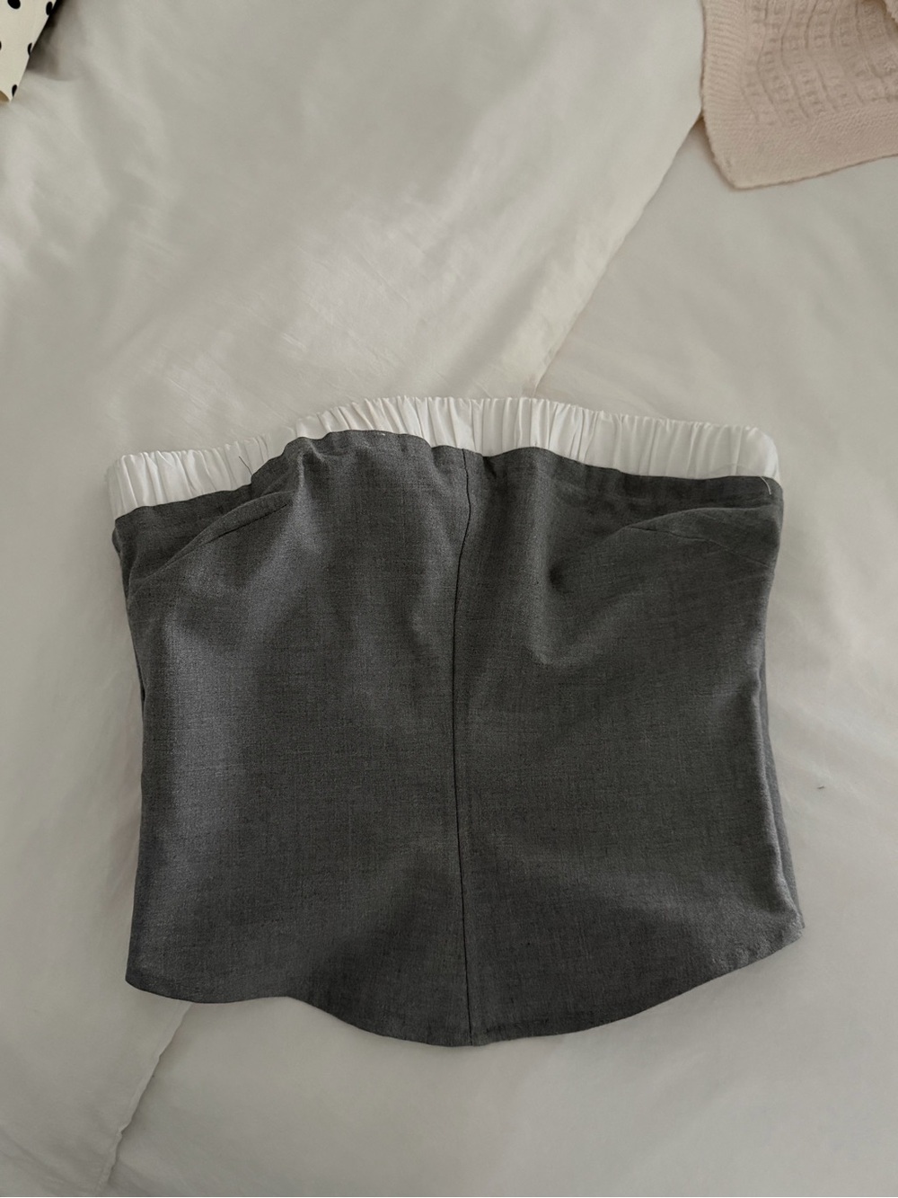 Zara Gray and White Elastic Waist Skirt